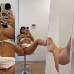 Ilma Barbie drka pičku na stolici