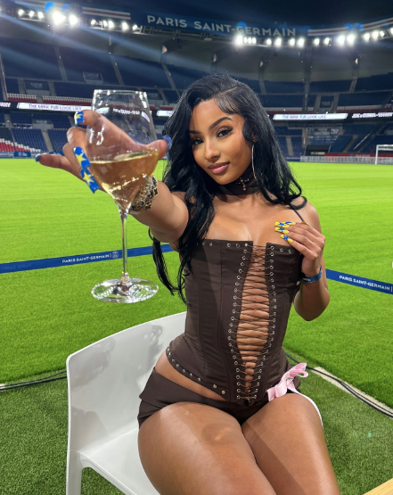 Rubi Rose na utakmici